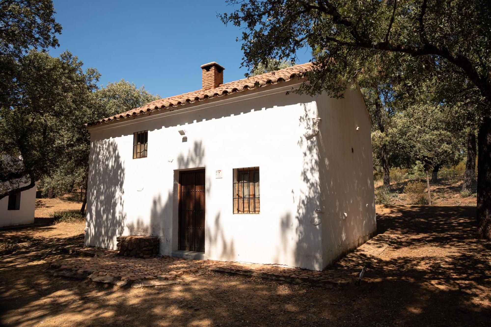 普恩特努埃沃简易别墅酒店 Villaviciosa de Córdoba 外观 照片