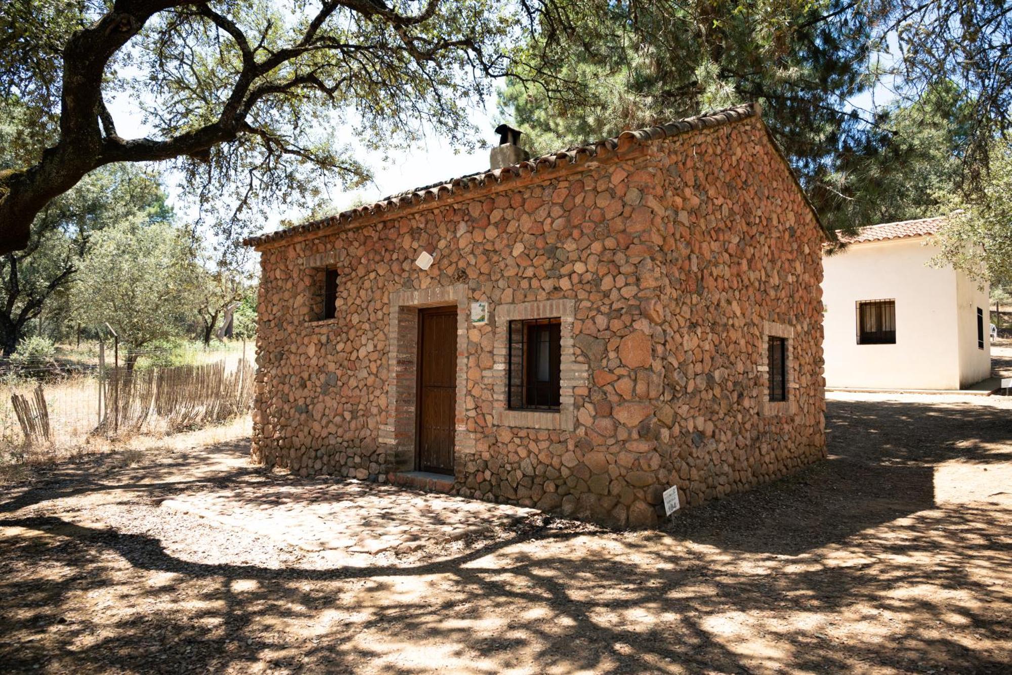 普恩特努埃沃简易别墅酒店 Villaviciosa de Córdoba 外观 照片